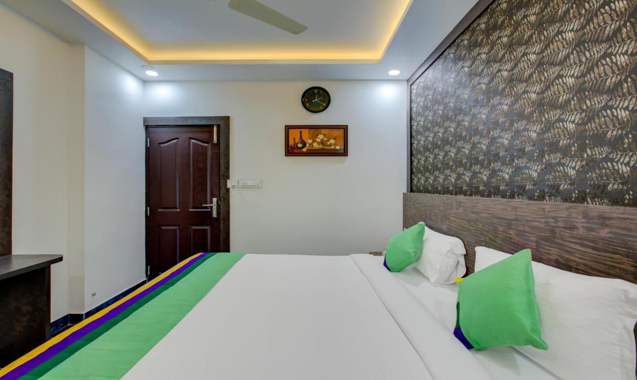 Hotel Treebo Love Shore Residency, Near Lakeshore Hospital Kochi Exterior foto