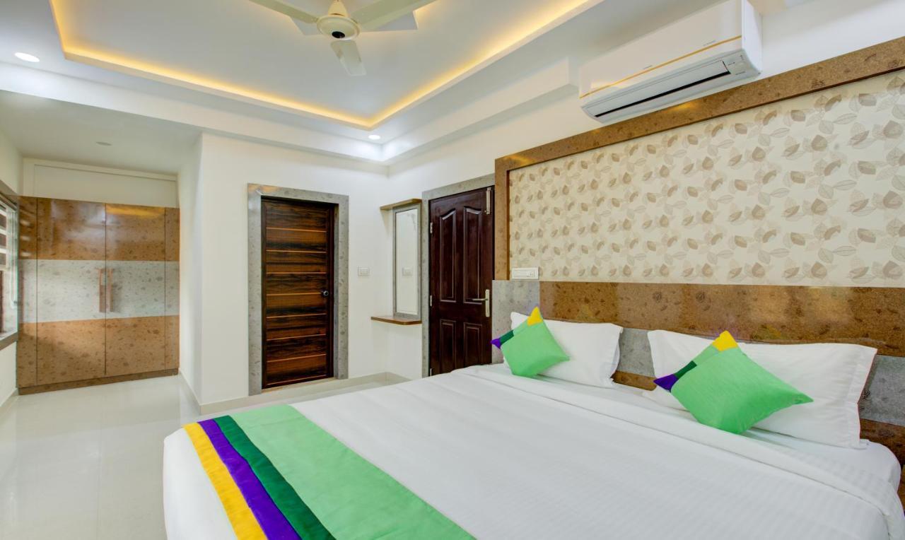 Hotel Treebo Love Shore Residency, Near Lakeshore Hospital Kochi Exterior foto